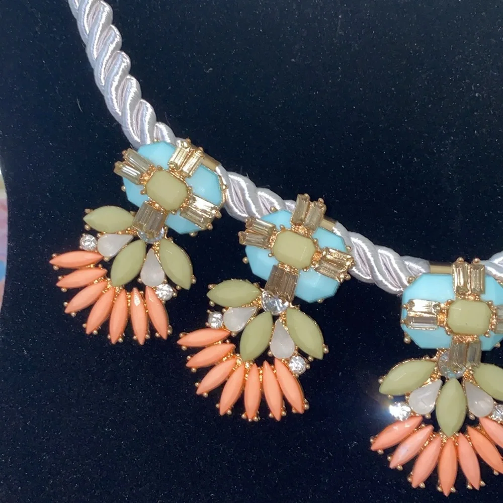 Bansri Multicolor Statement Necklace NWT